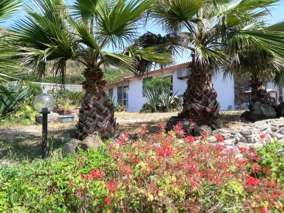 B&B Glamping Semaforo Capo Sperone Sant'Antioco Exterior photo